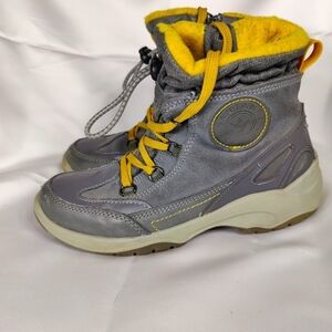 Santana Canada Women's Torino Waterproof Laced Winter Insulated Hiker Boots Sz 7
